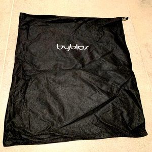 Byblos dust bag